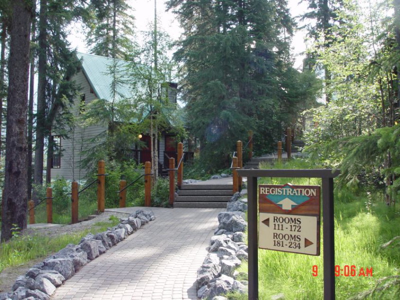 Path to Lodge with Cabins